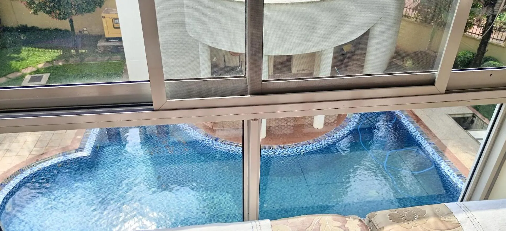 Peninsula Drive Lake Side Apartments Kampala